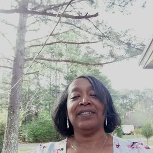 Meet your Posher, Deborah